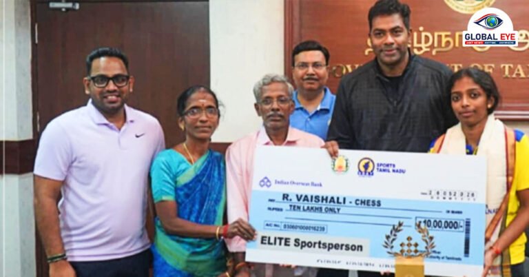 சர்வதேச செஸ் போட்டிகளில் பங்கேற்க வீராங்கனை வைஷாலிக்கு ரூ.10 லட்சம் நிதியுதவி: அமைச்சர் ஆதவ் அர்ஜுனா வழங்கினார்!