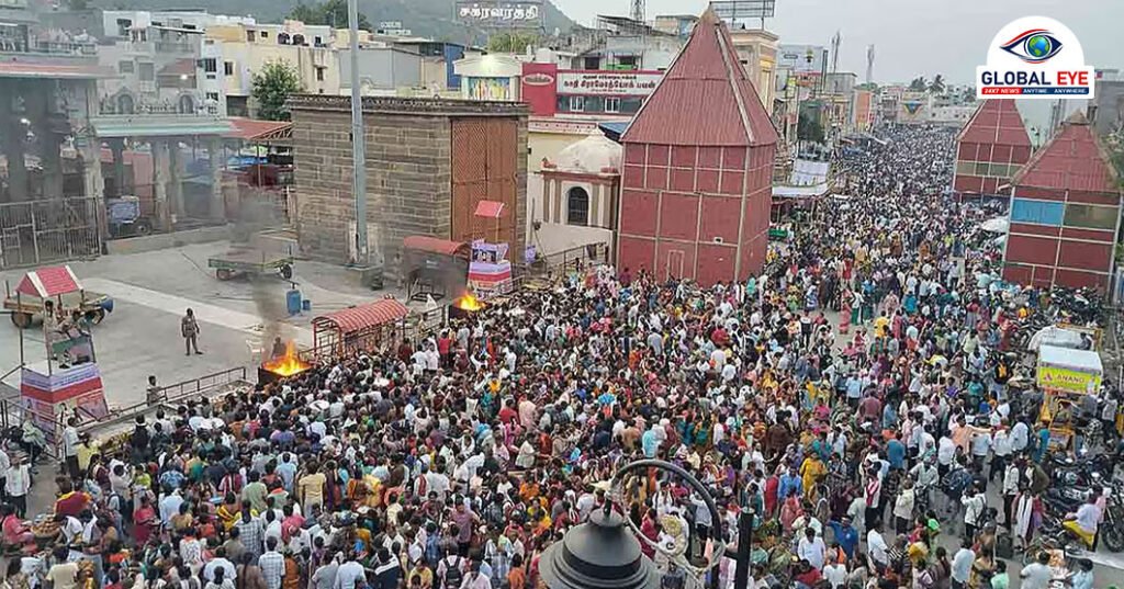 வைகாசி பௌர்ணமி: திருவண்ணாமலையில் லட்சக்கணக்கான பக்தர்கள் கிரிவலம் – அலைகடலென திரண்ட மக்கள்!