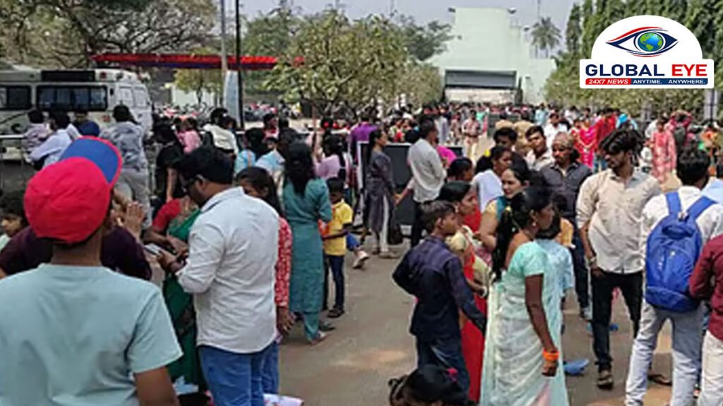 வண்டலூர் பூங்காவில் 2 நாளில் 40 ஆயிரம் பேர் இலவசமாகப் பார்வையிட்டு சாதனை! முன்பதிவு குளறுபடியால் நேரில் வந்த அனைவருக்கும் அனுமதி வழங்கி அமைச்சர் அதிரடி!