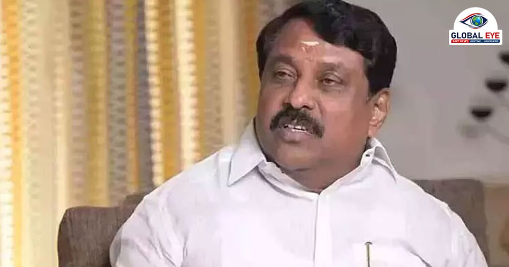 “கேமராவைக் கண்டதும் சிங்கம் போல முழங்குவதால் எந்தப் பயனும் இல்லை”: தமிழக பாஜகவின் போக்கைச் சாடிய நயினார் நாகேந்திரன்!