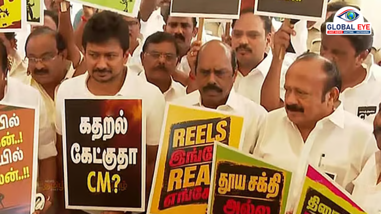 சட்டமன்றத்தில் திமுக எம்.எல்.ஏ.க்கள் நூதனப் போராட்டம்: கருப்பு பேட்ஜ் அணிந்து வருகை