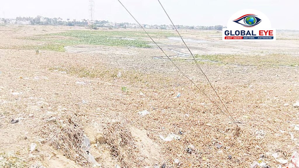 தரைமட்டமாகத் காட்சியளிக்கும் புழல் ஏரி: தூர்வாராததால் பருவமழை நீர் சேமிக்கப்படாமல் வீணாகும் அபாயம் – சமூக ஆர்வலர்கள் கவலை!
