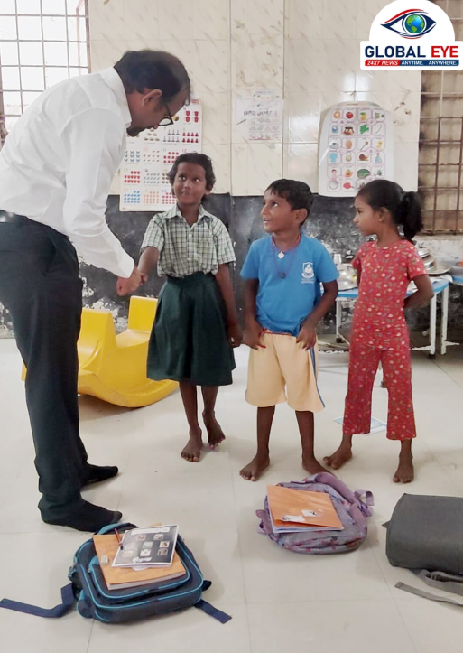 “குழந்தைகளின் பசி போக்கி கல்வியை ஊட்டும் உன்னதத் திட்டம்!” – சென்னை நொச்சிக்குப்பம் மாநகராட்சிப் பள்ளியில் காலை உணவுத் திட்டத்தினை நேரில் பார்வையிட்டு ஆய்வு செய்த மாண்புமிகு அமைச்சர் திரு. ப. வெங்கடரமணன்!
