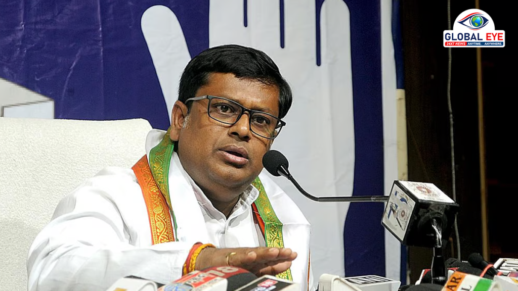 “மாணவர் போராட்டத்தில் சமூக விரோதிகள், குண்டர்கள் ஊடுருவல்!” – மத்திய கல்வி இணை அமைச்சர் பரபரப்பு குற்றச்சாட்டு!