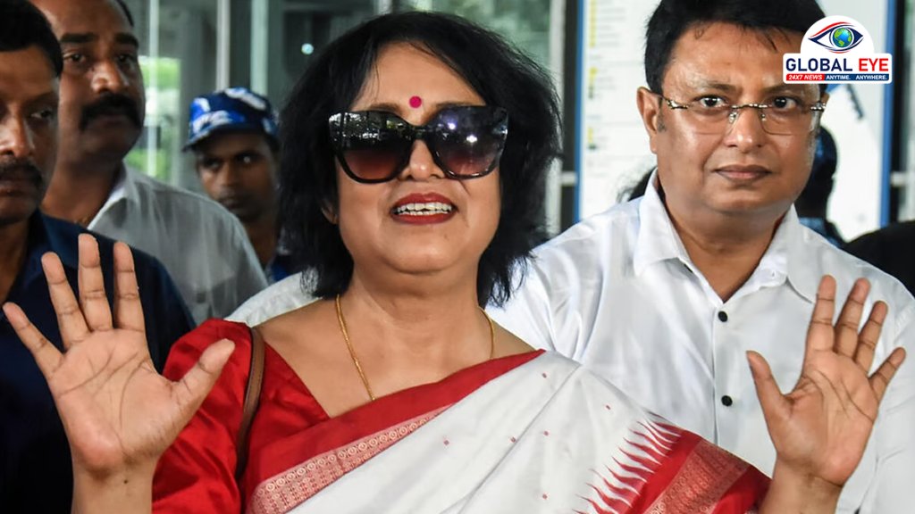 “மிகவும் மகிழ்ச்சியாக உணர்கிறேன்” – 19 ஆண்டுகளுக்குப் பின் கொல்கத்தாவில் தஸ்லிமா நஸ்ரின்! – ஒரு செய்தி அலசல்