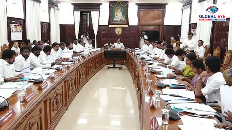 “ஊழலில் ஈடுபட்டால் இரக்கமின்றி பதவி பறிக்கப்படும்!” – முதல் அமைச்சரவைக் கூட்டத்தில் அமைச்சர்களுக்கு முதல்வர் விஜய் அதிரடி எச்சரிக்கை!