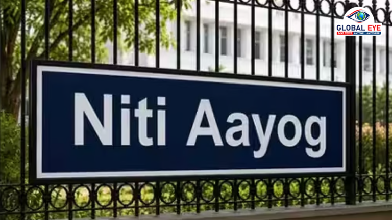 புதுடெல்லி: முதலீட்டுக்கு உகந்த மாநிலங்கள் பட்டியல் – குஜராத் முதலிடம்; தமிழ்நாடு 3-வது இடம் பிடித்து சாதனை!