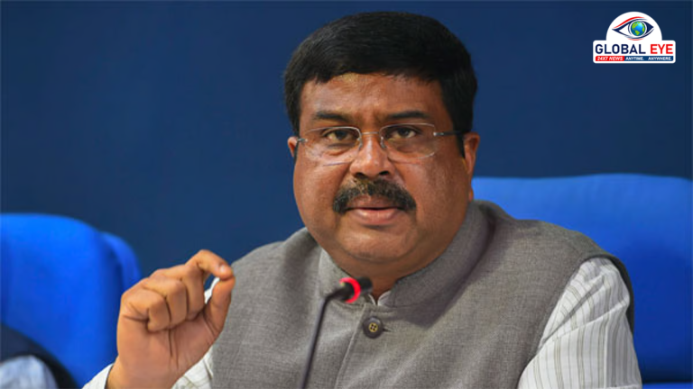 வினாத்தாள் கசிவுக்கு போராடிய தர்மேந்திர பிரதான்? கவனம் பெறும் 2021ஆம் ஆண்டு செய்தி!