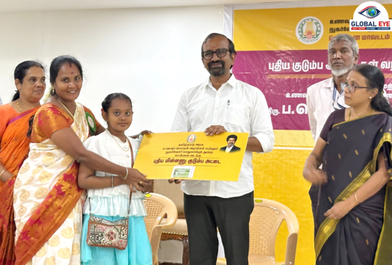ரேஷன் கார்டு தாரர்களுக்கு மகிழ்ச்சி செய்தி! சென்னையில் 1,480 பயனாளிகளுக்குப் புதிய ஸ்மார்ட் கார்டுகளை வழங்கினார் அமைச்சர் ப.வெங்கடரமணன்!