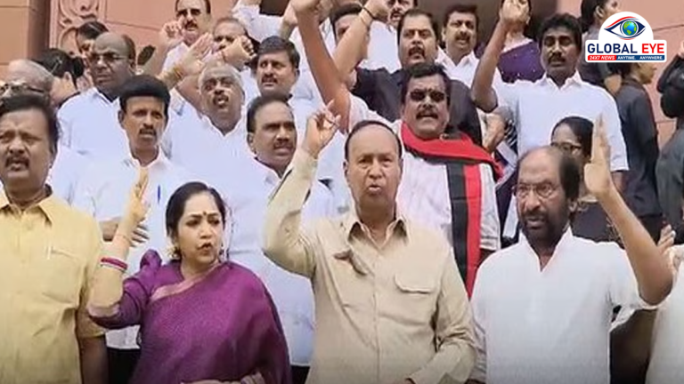 உதயநிதி ஸ்டாலின் கைது: நாடாளுமன்றத்தில் திமுக எம்பிக்கள் அமளி மற்றும் தமிழகம் முழுவதும் கண்டன ஆர்ப்பாட்டம்!