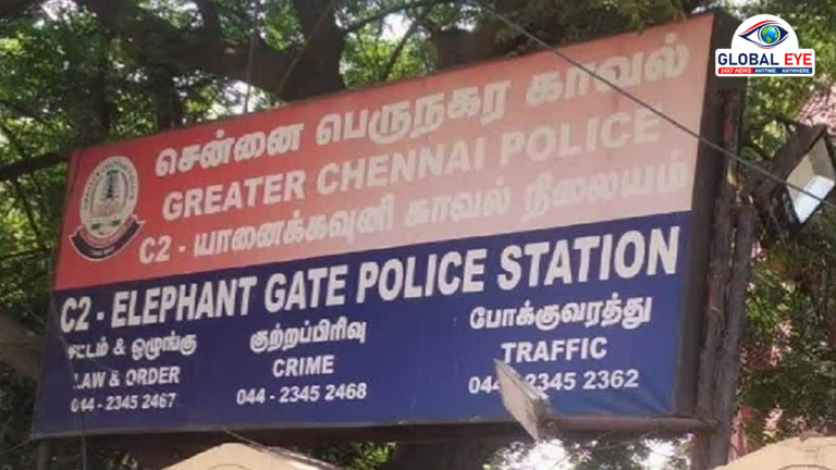 ஜிஎஸ்டி அதிகாரிகளை சிறைபிடித்த சம்பவம்: 10-க்கும் மேற்பட்ட வியாபாரிகள் மீது போலீஸார் வழக்குப்பதிவு!