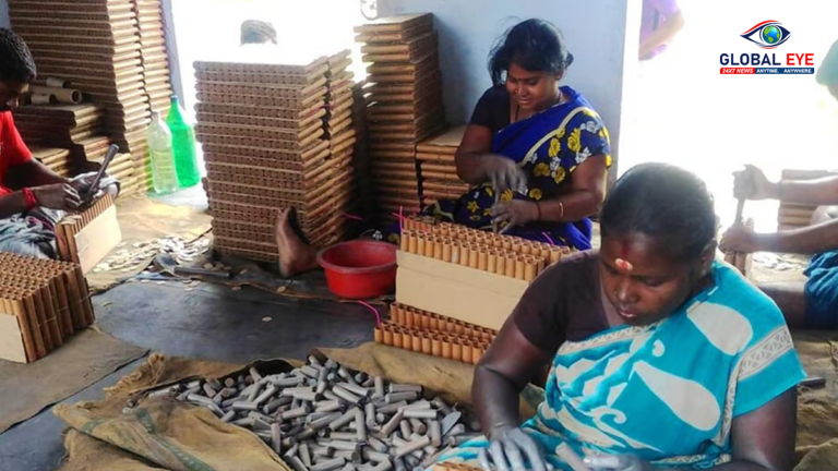 விருதுநகரில் பாதுகாப்பு காரணங்களால் தடை விதிக்கப்பட்ட 23 பட்டாசு ஆலைகள் மீண்டும் இயங்க அனுமதி – மாவட்ட நிர்வாகம் அதிரடி உத்தரவு!