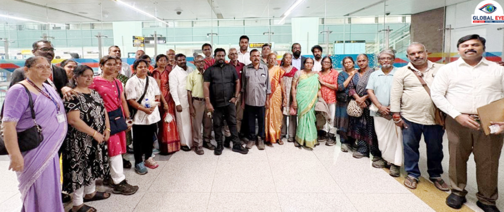 🇳🇵✈️ தாயகம் திரும்புவதில் முதற்கட்ட வெற்றி! நேபாளத்திலிருந்து மீட்கப்பட்ட 21 தமிழர்களுக்கு டெல்லியில் உற்சாக வரவேற்பு!