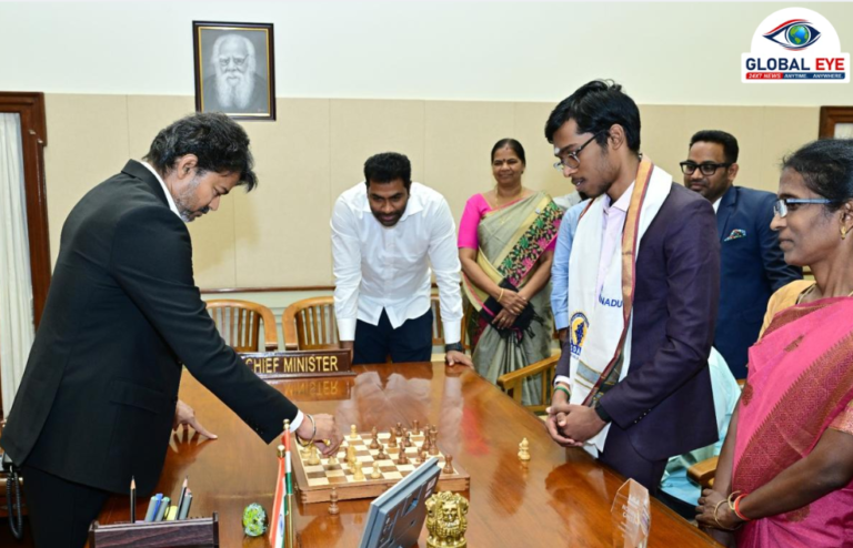 அமெரிக்காவில் செயின்ட் லூயிஸ் செஸ் தொடரில் பிரக்ஞானந்தா மாஸ் தர்பார்! மனதார வாழ்த்திய முதலமைச்சர் ச. ஜோசப் விஜய்!