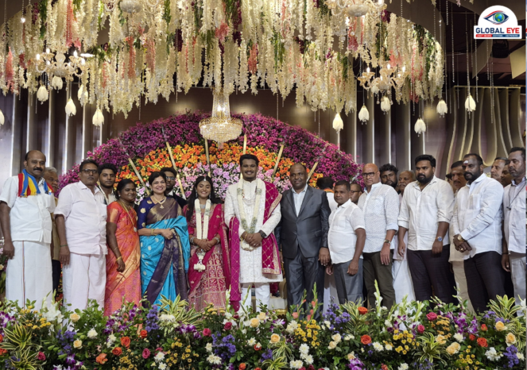 புதுச்சேரியில் நடைபெற்ற திருமண வரவேற்பு விழா: சௌமியா அன்புமணி பங்கேற்று வாழ்த்து!