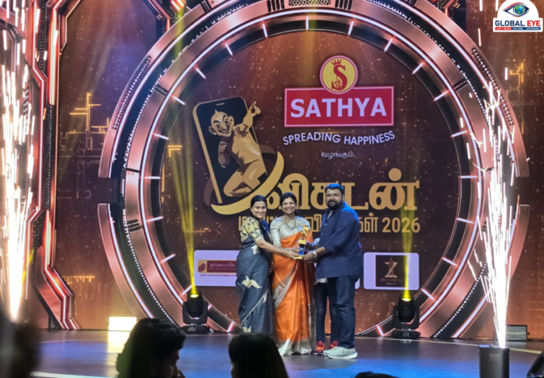 விகடன் டிஜிட்டல் விருதுகள் – 2026: வெற்றியாளர்களுக்குத் திருமதி சௌமியா அன்புமணிகண்டன் விருது வழங்கி வாழ்த்து!