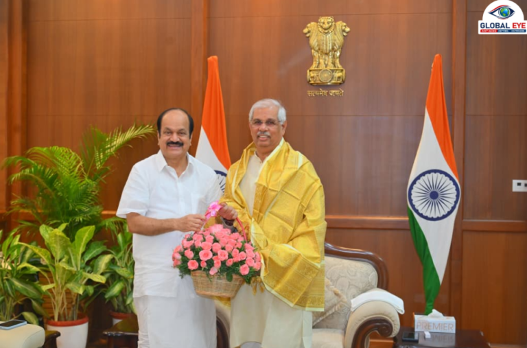 தமிழக ஆளுநருடன் பேரவைத் தலைவர் சந்திப்பு: 17-வது சட்டமன்றத்தின் முதல் வரவு-செலவுத் திட்டக் கூட்டத்தொடர் நிறைவை அடுத்து மரியாதை நிமித்தமான சந்திப்பு!